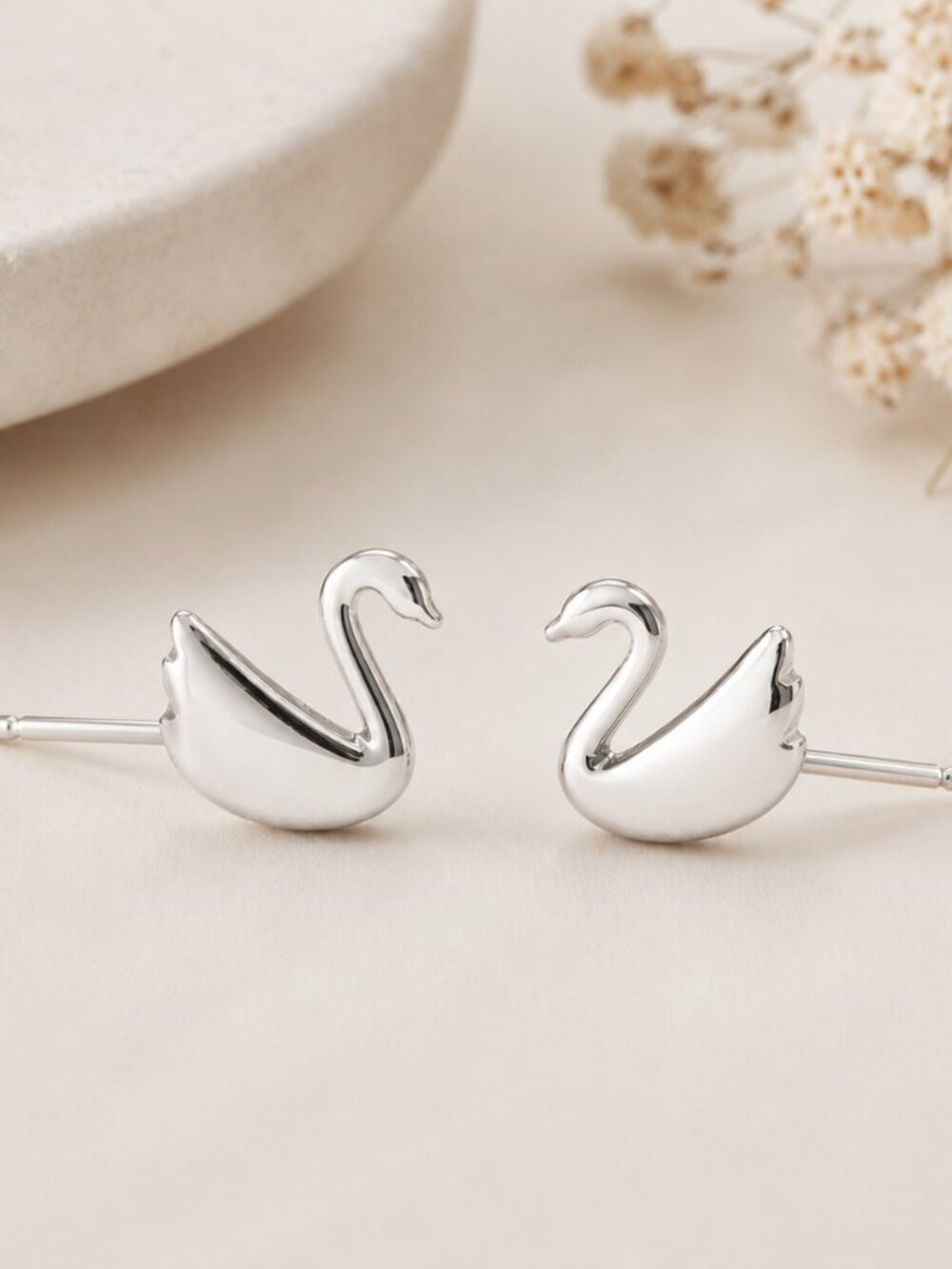 Y2K Minimalist Little Swan Micro 925Silver Needle Stainless Steel Studs